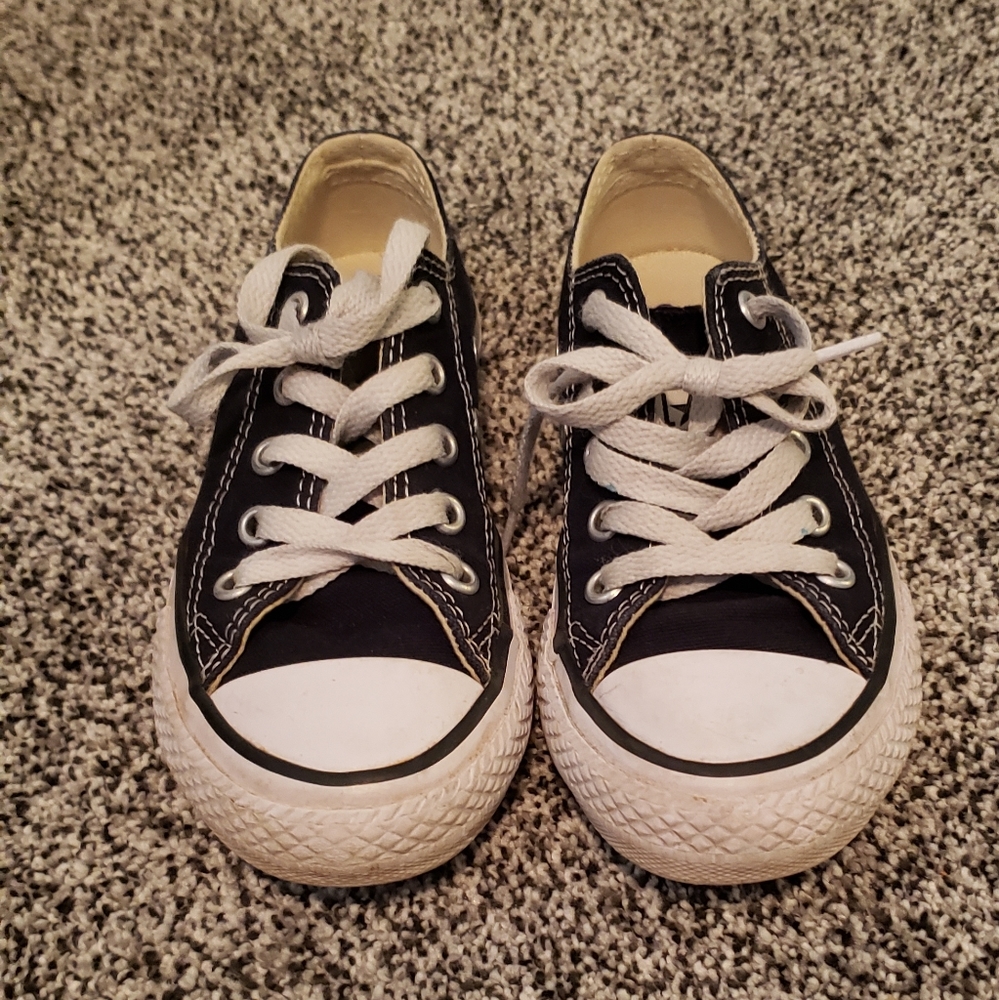 Toddler size 11 Converse